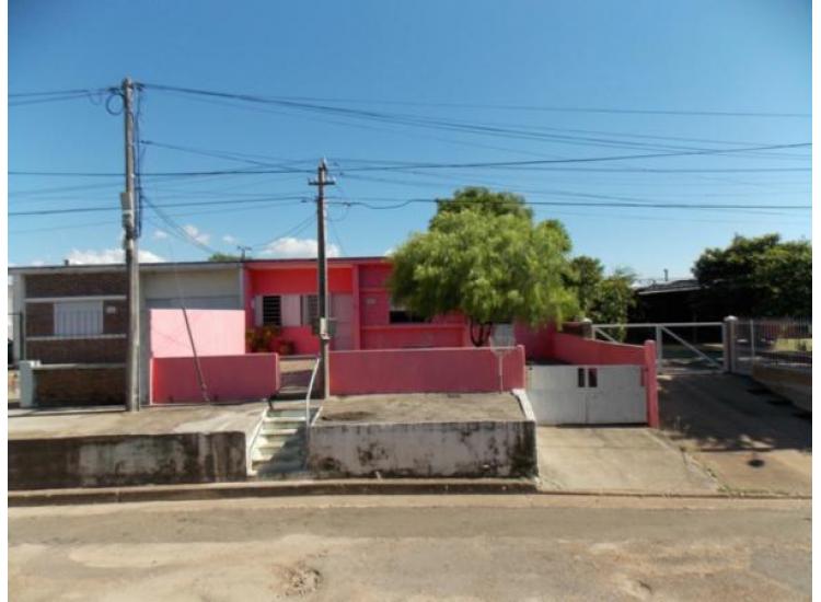 SALTO, CASAS, Venta en SALTO CyC Inmobiliaria Salto Uruguay